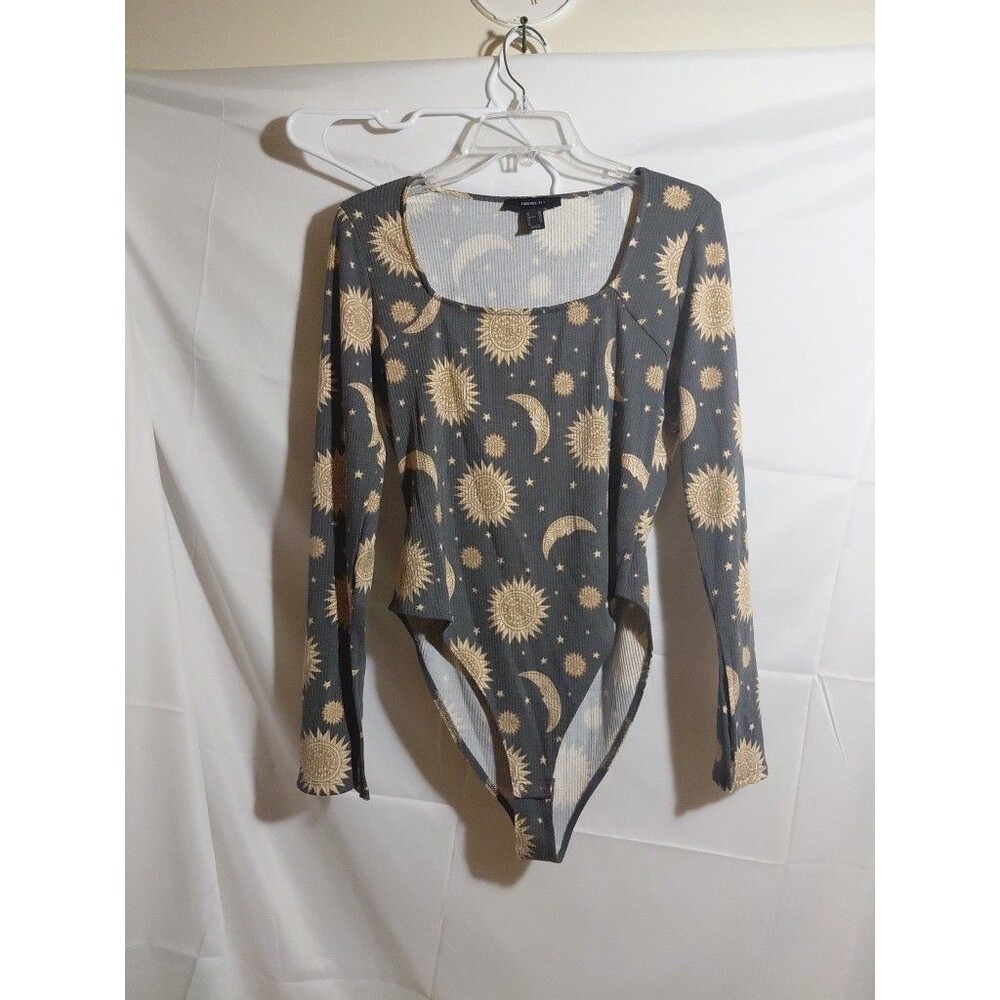 Forever 21 Women's Size 0X (14W Equivalent) Celestial Sun & Moon Rib BodySuit